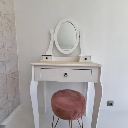 L'évasion, Townhouse, Jacuzzi, Sleeps 6 Le Grau-du-Roi