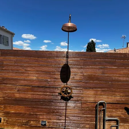 L'évasion, Townhouse, Jacuzzi, Sleeps 6 Hébergement de vacances